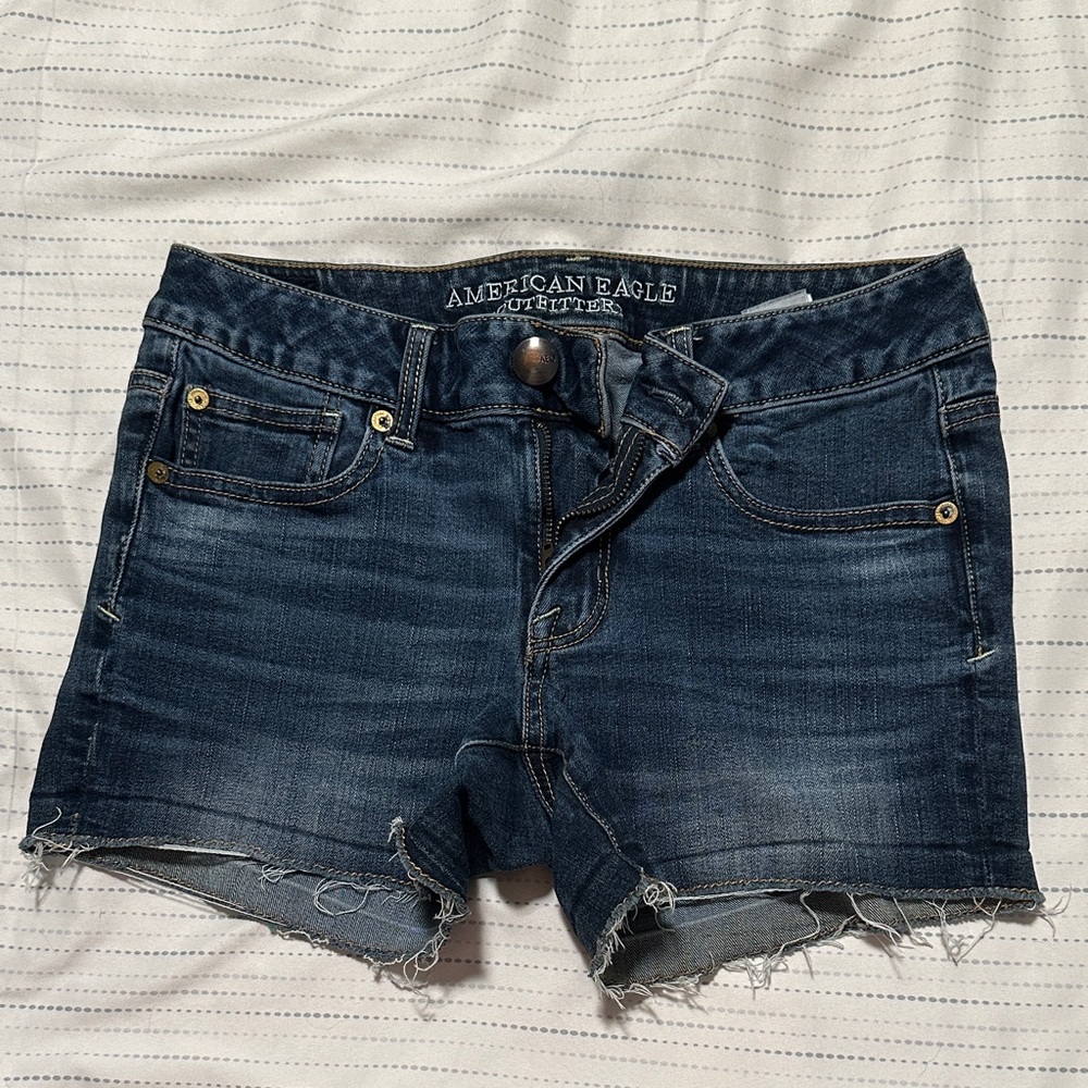 American Eagle Outfitters Dark Blue Jean Shorts Size 4